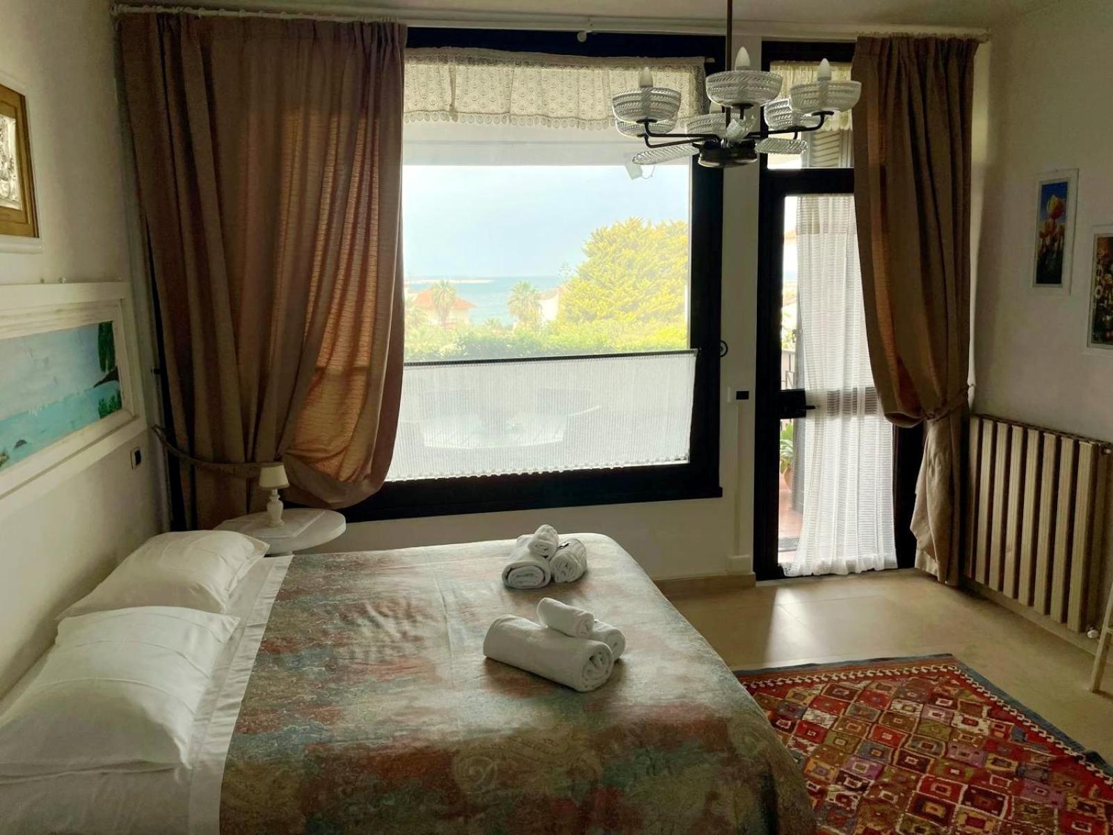 B&B Magna Grecia Кротоне Экстерьер фото