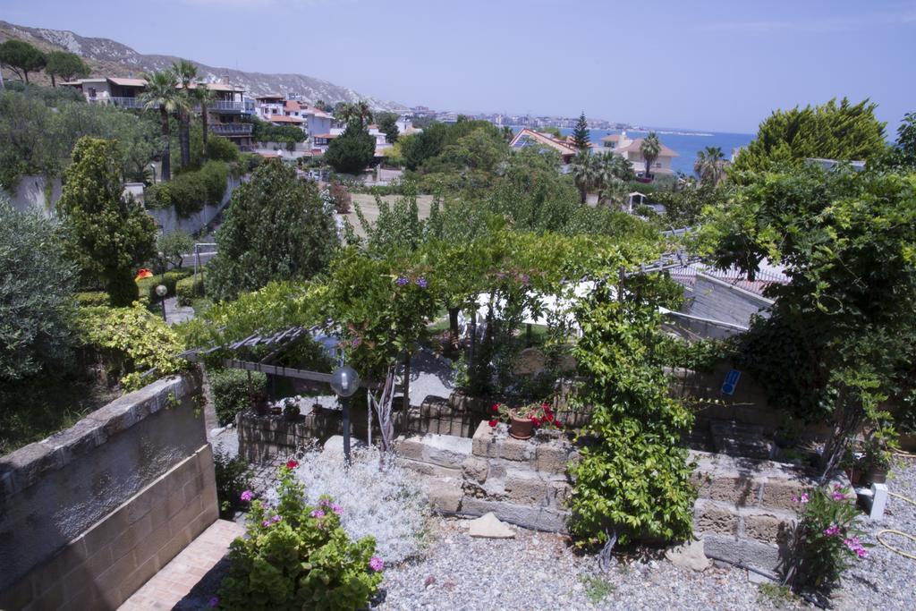 B&B Magna Grecia Кротоне Экстерьер фото